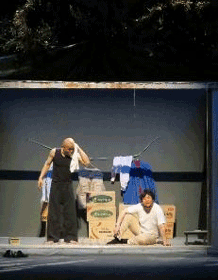 제33회 전국연극제, 차력사와 아코디언 공연 소개